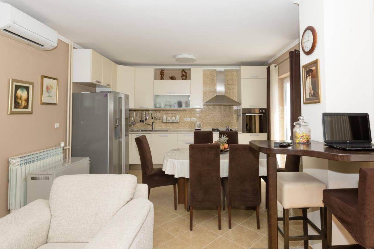 Spacious Near The Old Town *